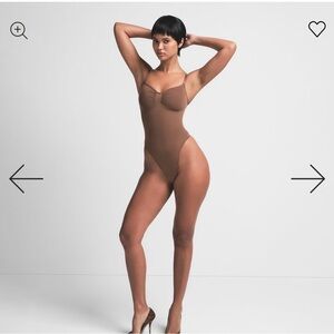 SKIMS Shapewear Bodysuit Thong